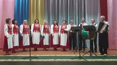 Два сільських колективи з Хмельниччини борються за перемогу в чемпіонаті з фольклору