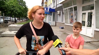 Розриті тротуари та смуга руху без асфальту у центрі Житомира – ремонт вулиці Київської поки не поновлюватимуть Розриті тротуари та смуга руху без асфальту у центрі Житомира – ремонт вулиці Київської поки не поновлюватимуть