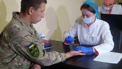 Військові Сумщини здали кров для своїх побратимів Військові Сумщини здали кров для своїх побратимів