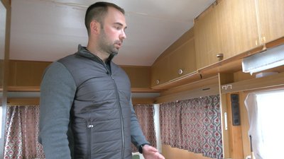 Черкаські волонтери доставили з-за кордону будинки на колесах для української армії Черкаські волонтери доставили з-за кордону будинки на колесах для української армії