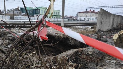 Через прорив на трубопроводі частина міста на Волині майже три дні була без води Через прорив на трубопроводі частина міста на Волині майже три дні була без води