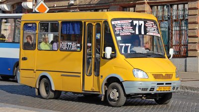 У Кропивницькому через карантин другий день на маршрут не виїхали 66 маршруток