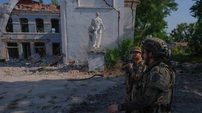 Бійці роти Corvus cтрілецького батальйону 93-ї бригади Холодний Яр