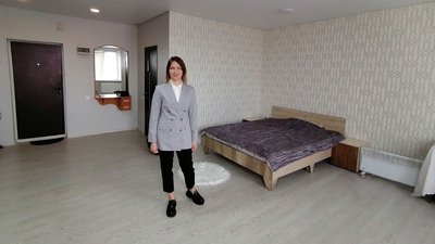 Світлана Воскресенська показує квартиру для оренди у Кропивницькому