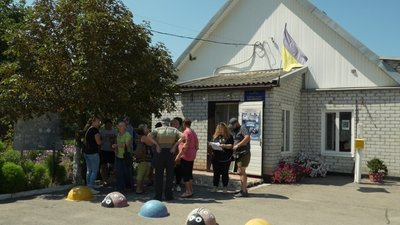 Під КАБами, дронами та без газу: як виживають жителі прифронтової Долинської громади