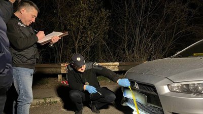 На Черкащині знайшли труп в машині На Черкащині знайшли труп в машині