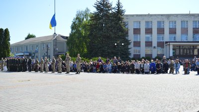 На Тернопільщині попрощалися із військовослужбовцем Дмитром Головком