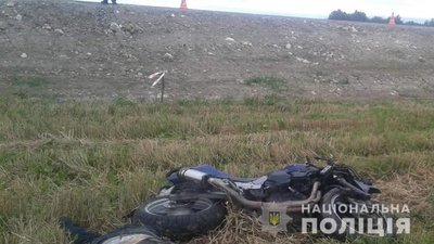 На Хмельниччині у результаті ДТП загинув 30-річний мотоцикліст