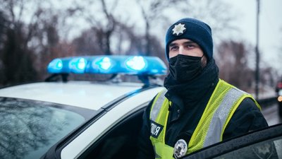 У Києві демонстрант напав на поліцейського, поліція відкрила провадження