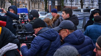 Акція протесту біля прокуратури. Одеса Акція протесту біля прокуратури. Одеса
