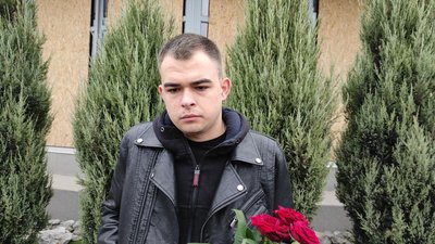 У Запоріжжі попрощалися з двома родинами, які загинули внаслідок російського обстрілу 18 жовтня У Запоріжжі попрощалися з двома родинами, які загинули внаслідок російського обстрілу 18 жовтня