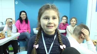 "У Патрона": в укритті житомирського ліцею №28 відкрили шкільне кафе "У Патрона": в укритті житомирського ліцею №28 відкрили шкільне кафе