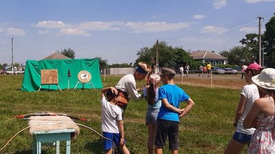 Реконструкція побуту та їжі козаків 17 століття: на Сумщині стартував фестиваль "Козацький родослав" Реконструкція побуту та їжі козаків 17 століття: на Сумщині стартував фестиваль "Козацький родослав"