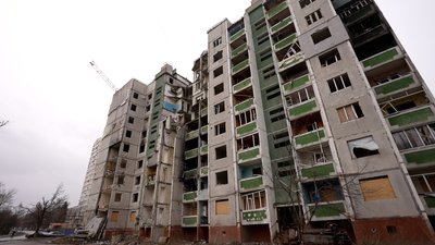 ФАБ-500 з неба: бомбардування вулиці Чорновола у Чернігові. РЕПОРТАЖ ФАБ-500 з неба: бомбардування вулиці Чорновола у Чернігові. РЕПОРТАЖ