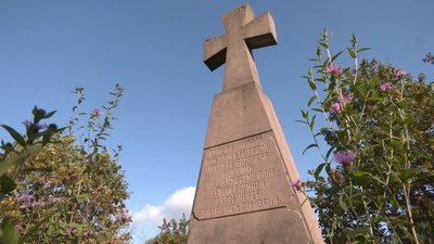 Таємне весілля, дитина з криївки та заповіт. Як чотири покоління підпільників УПА Cулими та Калини воюють за Україну Таємне весілля, дитина з криївки та заповіт. Як чотири покоління підпільників УПА Cулими та Калини воюють за Україну