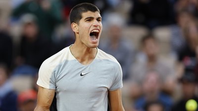 19-річний тенісист Алькарас повторив унікальне досягнення українця Медведєва, вийшовши у 1/4 фіналу Ролан Гаррос