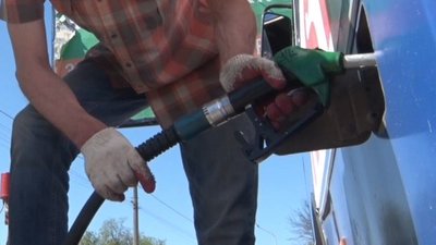 Бракує пального: третину рейсів з Тернопільського автовокзалу відмінили Бракує пального: третину рейсів з Тернопільського автовокзалу відмінили