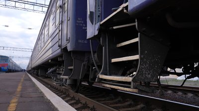 У приміських поїздах Полтавщини змінюють станцію відправлення та прибуття: як саме