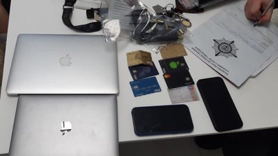 Обшуки у помешканні підозрюваного Обшуки у помешканні підозрюваного