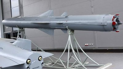 Поразки на фронті та нестача "Калібрів": чому РФ масовано почала обстрілювати Одещину протикорабельними ракетами