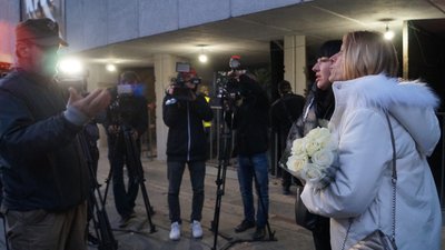 «Ні російським гастролерам!». У Дніпрі пікетують концерт російської співачки, яка виступала в Криму «Ні російським гастролерам!». У Дніпрі пікетують концерт російської співачки, яка виступала в Криму