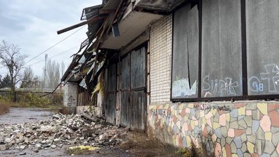 Обшуки та провокації. Історії жителів деокупованого села на херсонсько-миколаївському напрямку Обшуки та провокації. Історії жителів деокупованого села на херсонсько-миколаївському напрямку