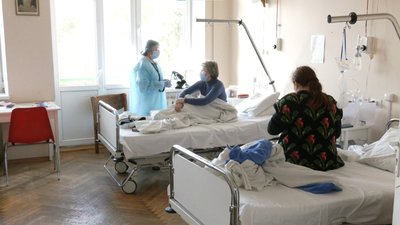 У 8-й лікарні Львова відновили госпіталізацію хворих на COVID-19 У 8-й лікарні Львова відновили госпіталізацію хворих на COVID-19