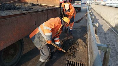 У Києві прогнозують дощі зі снігом. Чергують дорожні служби У Києві прогнозують дощі зі снігом. Чергують дорожні служби