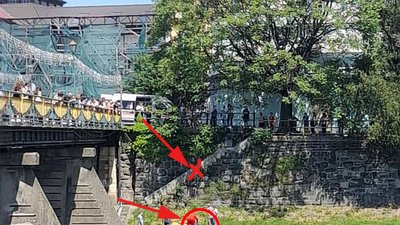 В Ужгороді підліток впав з двометрових сходів біля пішохідного мосту В Ужгороді підліток впав з двометрових сходів біля пішохідного мосту