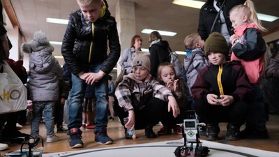 У Чернівцях провели благодійний захід для дітей-переселенців