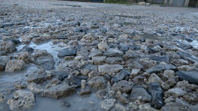 Ями на вулиці Білогірській в Тернополі Ями на вулиці Білогірській в Тернополі