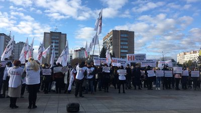 Попереджувальна акція: у Черкасах підприємці протестують проти карантинних обмежень