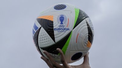 На Євро-2024 використають чіповані м'ячі для напівавтоматичної системи VAR: як це працюватиме