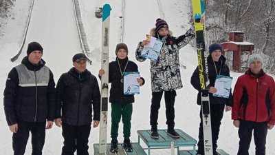 Чемпіонат України з лижного двоборства Чемпіонат України з лижного двоборства