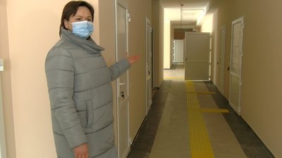 На Волиню люди ходять в зруйновану амбулаторії, бо нову не можуть здати в експлуатацію На Волиню люди ходять в зруйновану амбулаторії, бо нову не можуть здати в експлуатацію