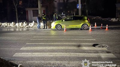 У Кременчуці автомобіль збив підлітка на пішоходному переході