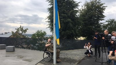 Подякувати військовим. Вулицями Львова пройшов Марш нескорених Подякувати військовим. Вулицями Львова пройшов Марш нескорених