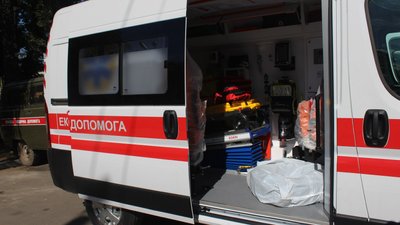 Сумський центр екстреної медичної допомоги отримав чотири нові реанімобілі Сумський центр екстреної медичної допомоги отримав чотири нові реанімобілі