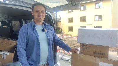 Волонтери з Канади передали в лікарні Житомирщини дефіцитні медзасоби