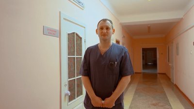 ФАБ-500 з неба: бомбардування вулиці Чорновола у Чернігові. РЕПОРТАЖ ФАБ-500 з неба: бомбардування вулиці Чорновола у Чернігові. РЕПОРТАЖ