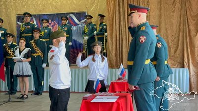 діти, Крим, мілітаризація дітей, Росія