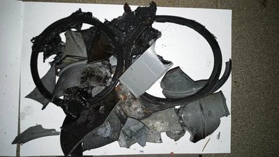 У Рівному кинули вибухівку під двері бізнес-центру У Рівному кинули вибухівку під двері бізнес-центру