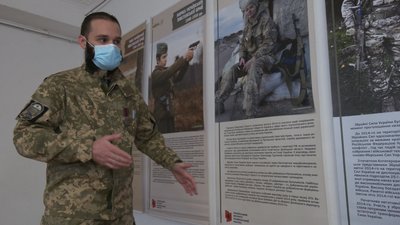 У черкаському музеї презентували виставку "Воїни. Історія українського війська" У черкаському музеї презентували виставку "Воїни. Історія українського війська"