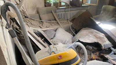 Не встигли сховатися в коридорі. Що розповіла травмована внаслідок ракетної атаки РФ дніпрянка Не встигли сховатися в коридорі. Що розповіла травмована внаслідок ракетної атаки РФ дніпрянка