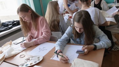 В Івано-Франківську 20 підлітків долучилися до молодіжного проєкту "24 кроки до успіху" В Івано-Франківську 20 підлітків долучилися до молодіжного проєкту "24 кроки до успіху"