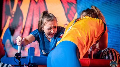 Дві золоті медалі здобула закарпатка Богдана Лехман на чемпіонаті Європи з армреслінгу Дві золоті медалі здобула закарпатка Богдана Лехман на чемпіонаті Європи з армреслінгу