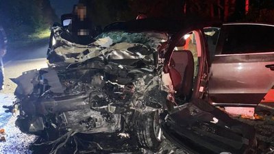 На Вінниччині зіштовхнулись дві автівки: є загиблі та травмовані