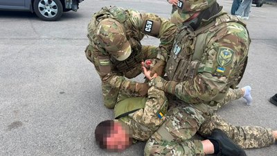 Затримали працівника ТЦК, якого підозрюють в одержанні хабаря