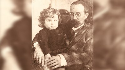 Краєзнавчий музей, сільклуб та бібліотека: туристична садиба родини Антіох-Вербицьких Краєзнавчий музей, сільклуб та бібліотека: туристична садиба родини Антіох-Вербицьких