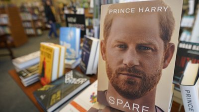 Мемуари принца Гаррі та Брітні Спірс номінували на Британську книжкову премію